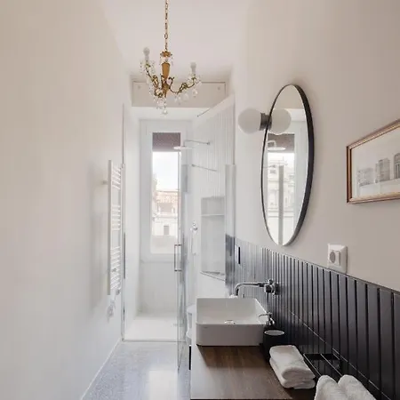 New With Amazing View Of S Peter's Dome Apartment *